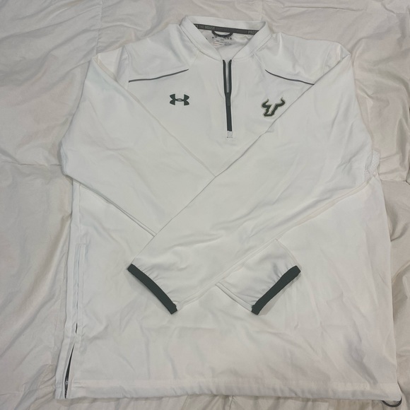 under armour, medium, oversized - Picture 2 of 3